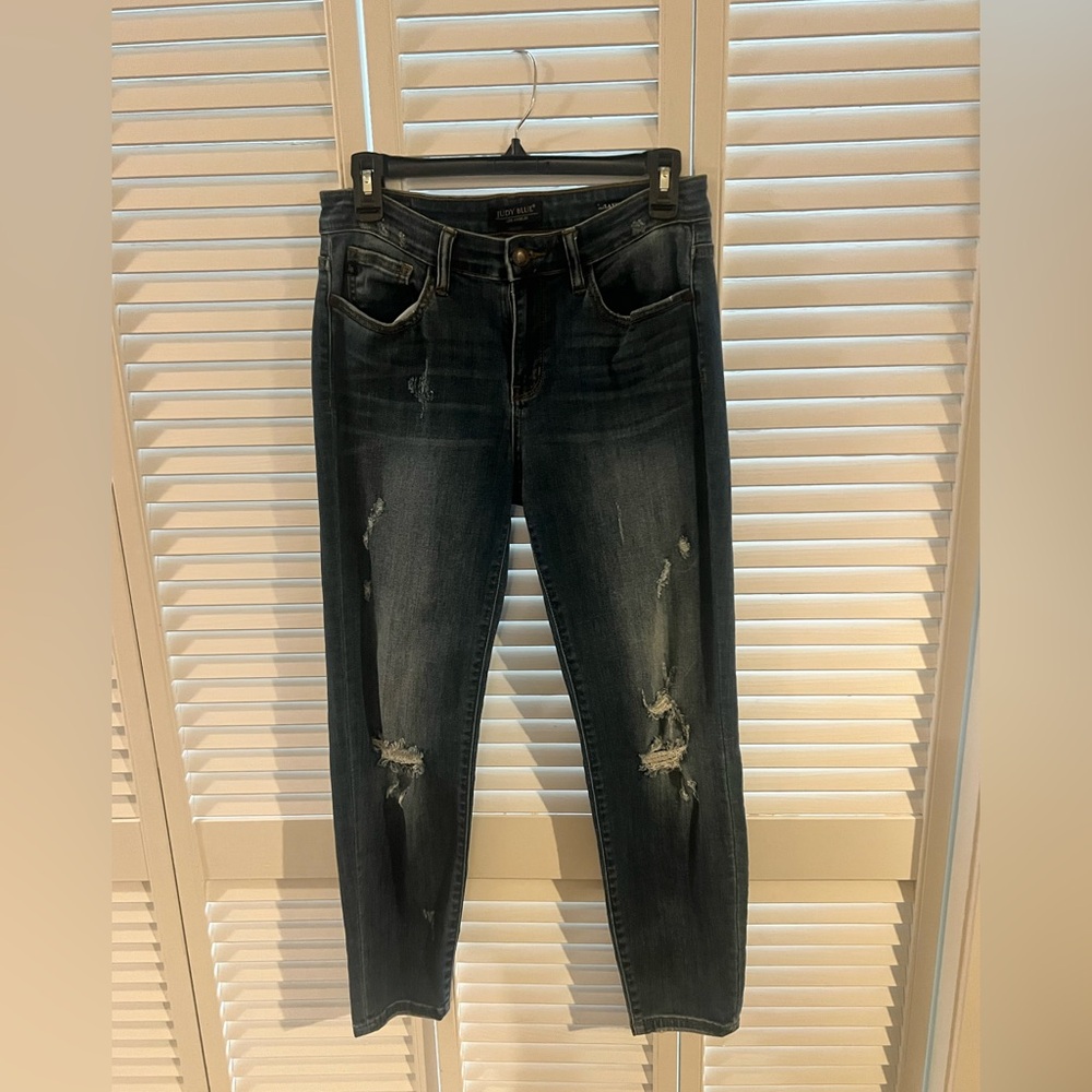 Judy Blue Dark Wash Distressed Skinny Jeans